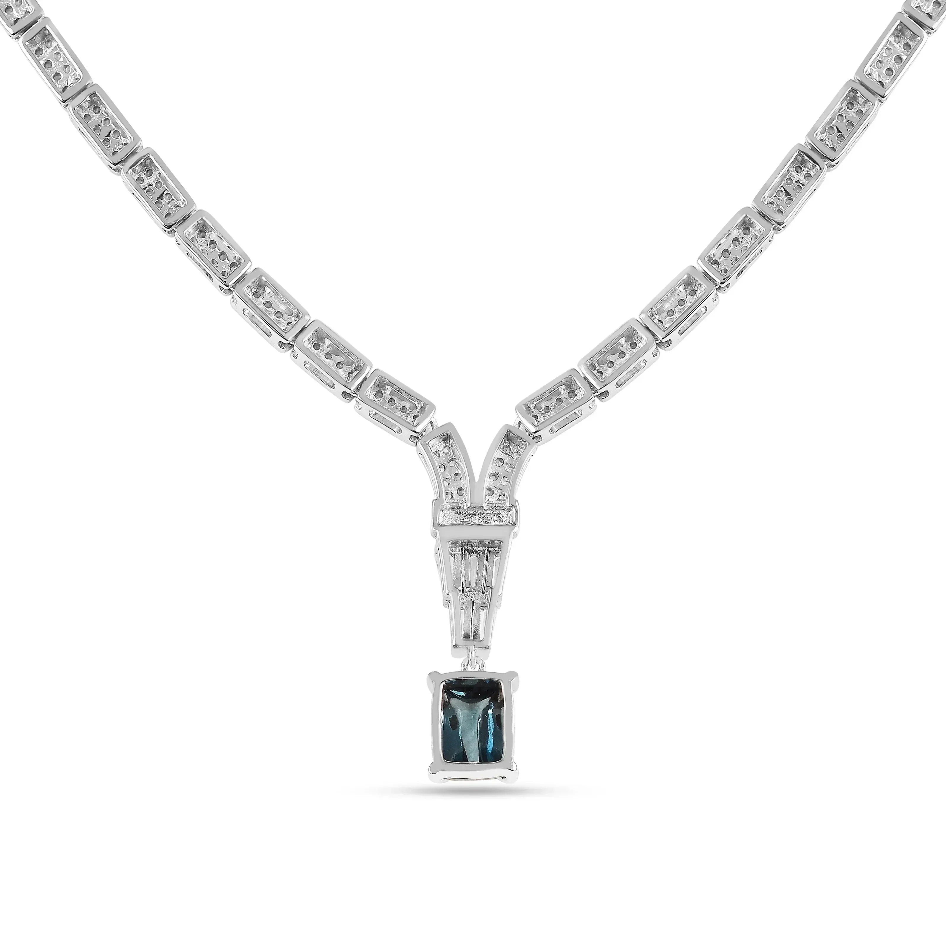 Collar con piedra natal de topacio azul de Londres natural