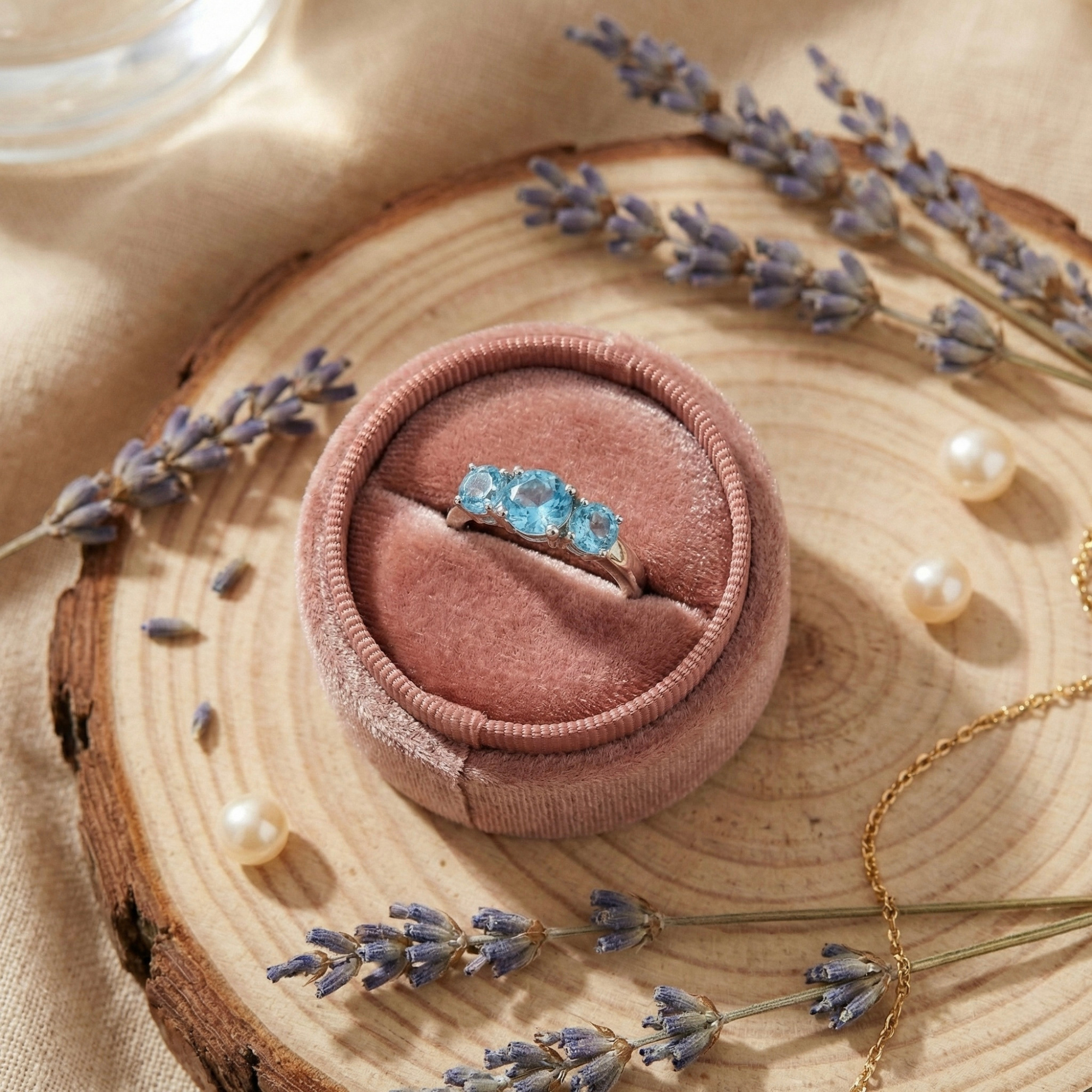 Bague à trois pierres en apatite Paraiba bleue naturelle