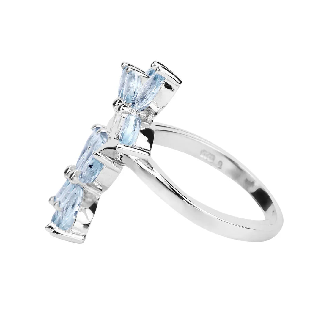 Anillo bypass con flor de aguamarina
