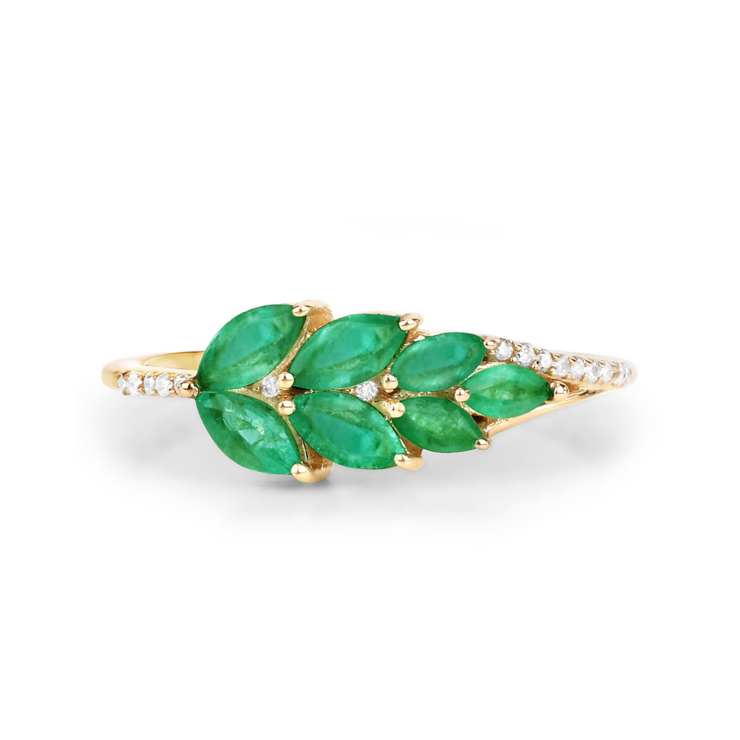 Anillo de racimo de esmeraldas de Zambia de 14 quilates con diamantes blancos