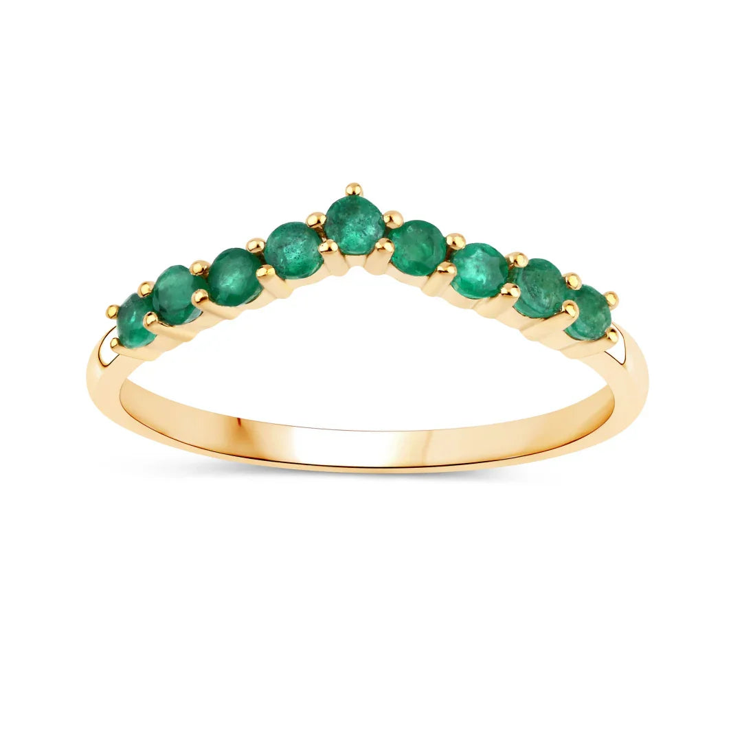 Anillo Claddagh de oro amarillo de 10 quilates con esmeralda de Zambia