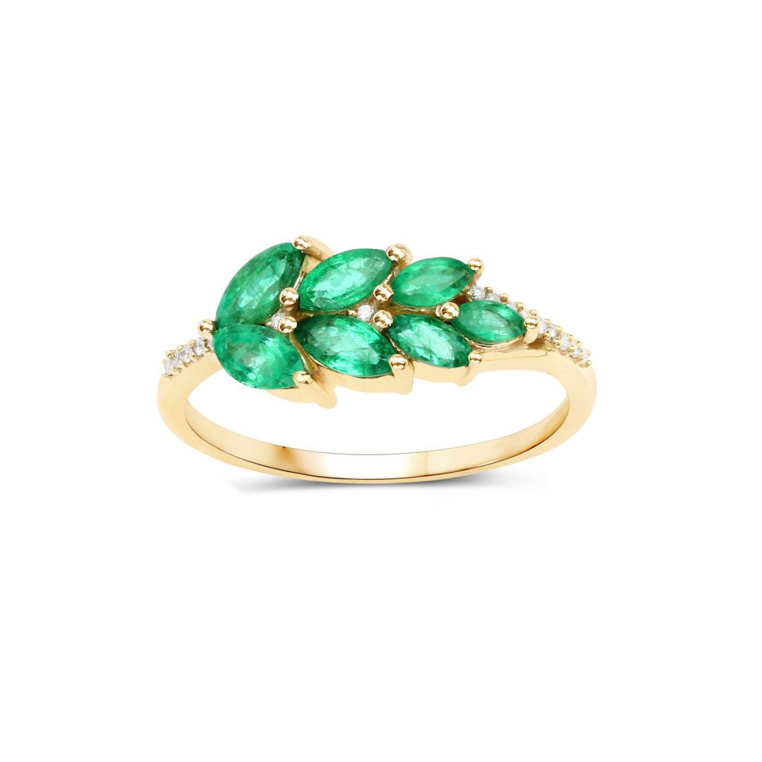 Anillo de racimo de esmeraldas de Zambia de 14 quilates con diamantes blancos