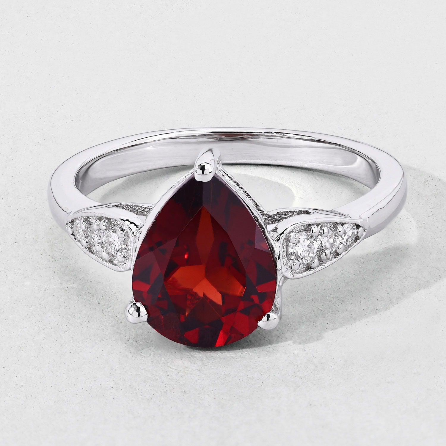 2.56 Ct Genuine Red Pear-shaped Garnet and Lab Diamond Silver Ring