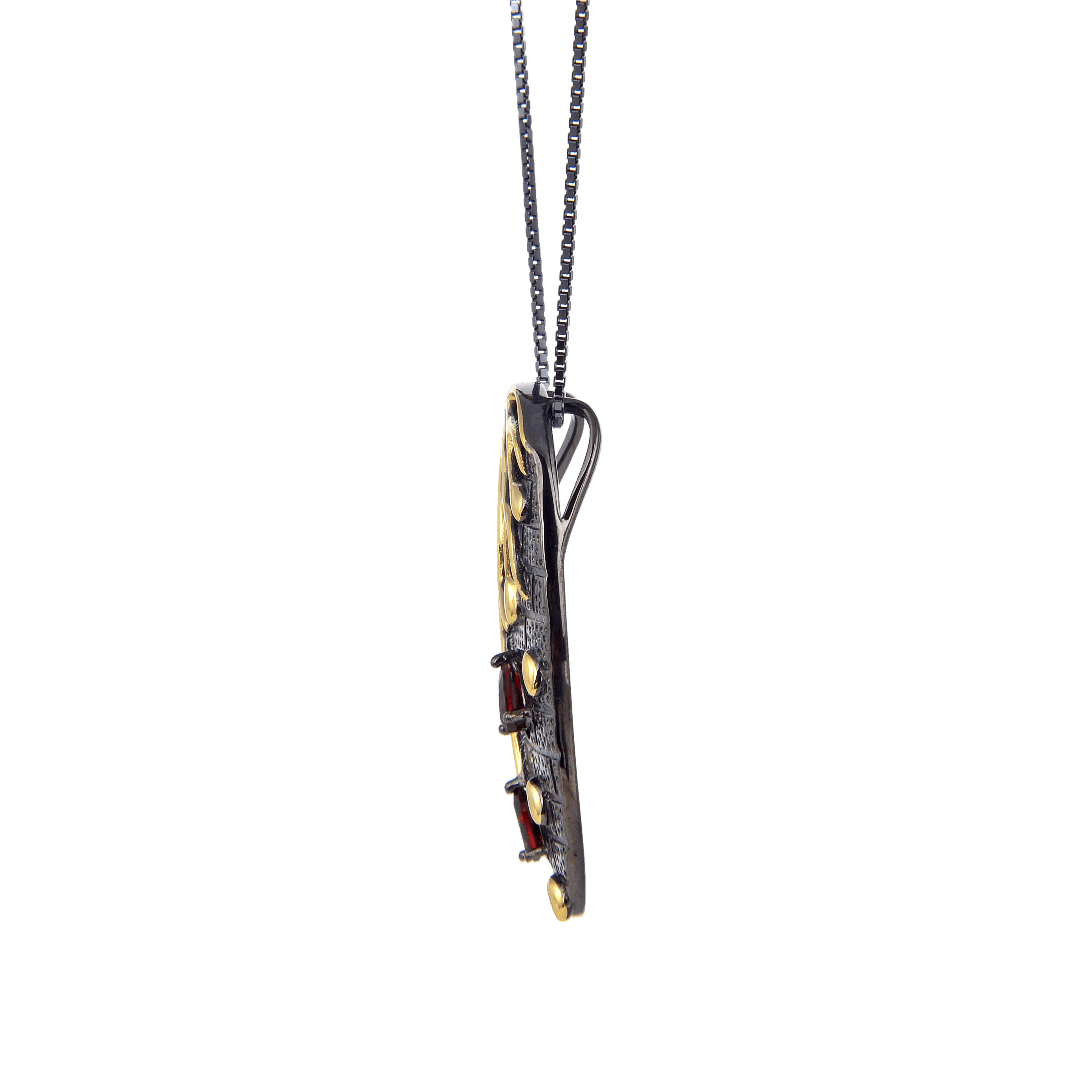 Artisan Gold Plated Garnet Pendant.
$ 50 - 100, Garnet, Pear, 925 Sterling Silver, 925 Sterling Silver Ð Gold Plated Yellow, Fashion