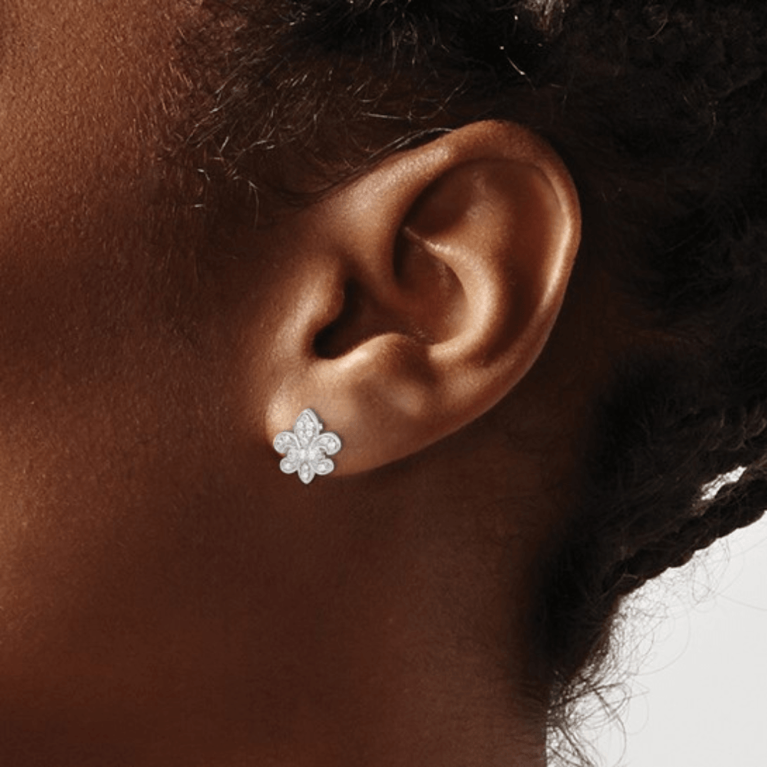 model with gold diamond stud