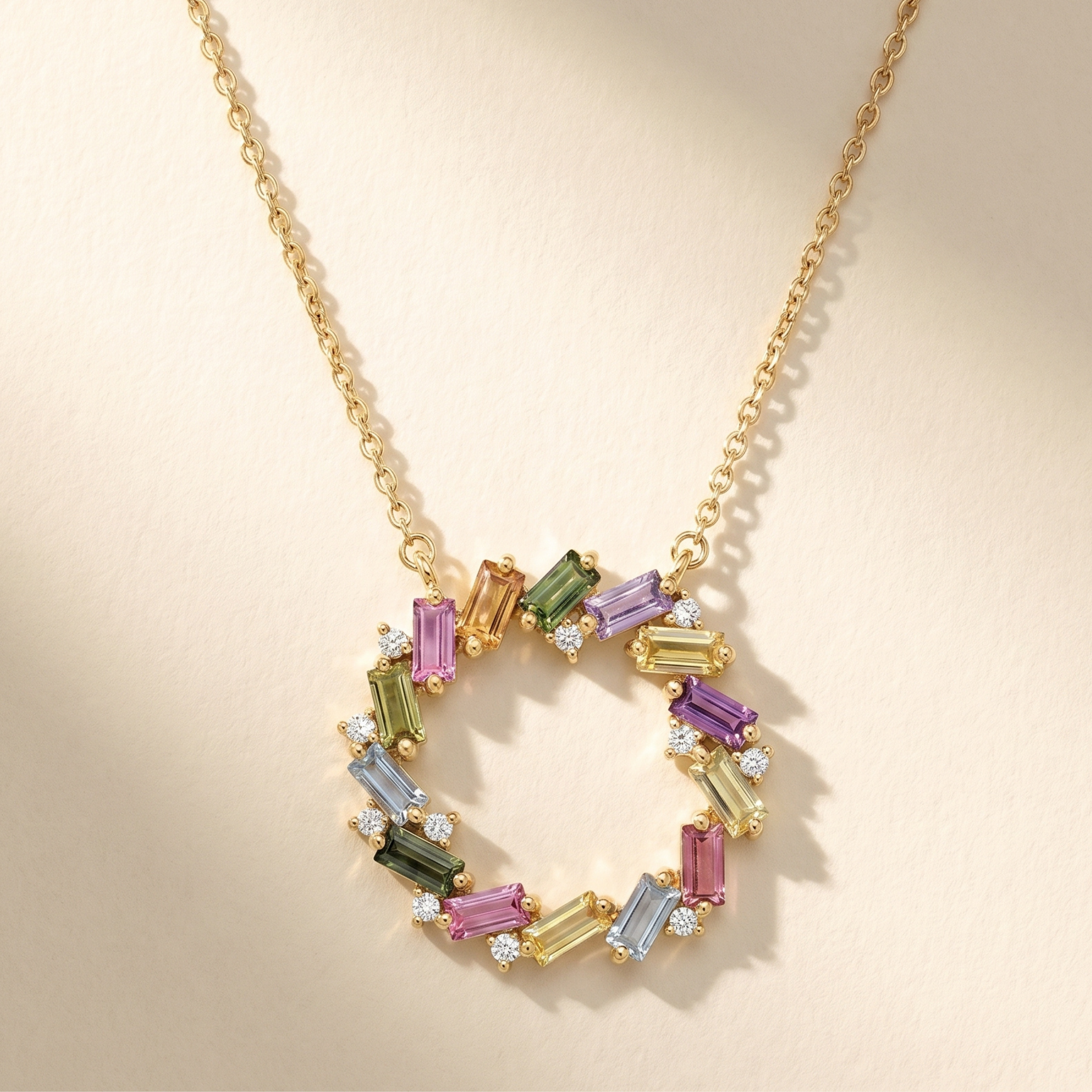 IGI Certified 1.71 Ct Multi Color Unheated Sapphire Diamond 14K Yellow Gold Circle Wreath Pendant Necklace