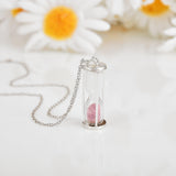 Collier avec pendentif en forme de sablier en tourmaline rose naturelle