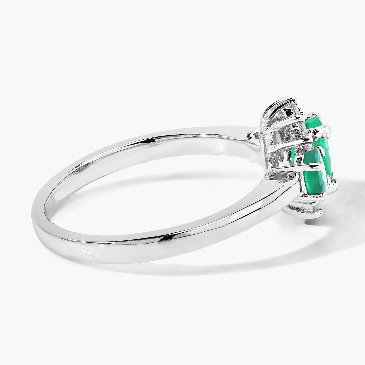 0.84 Ct Genuine Oval Zambian Green Emerald and Lab Diamond Silver Ring