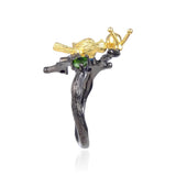 Exotic Nature Inspired Gold Plated Robin Ring.
$ 50 & Under, Blue Topaz, Garnet, Red, Green, Blue, Round, 925 Sterling Silver, 925 Sterling Silver Ð Gold Plated Yellow, Fashion