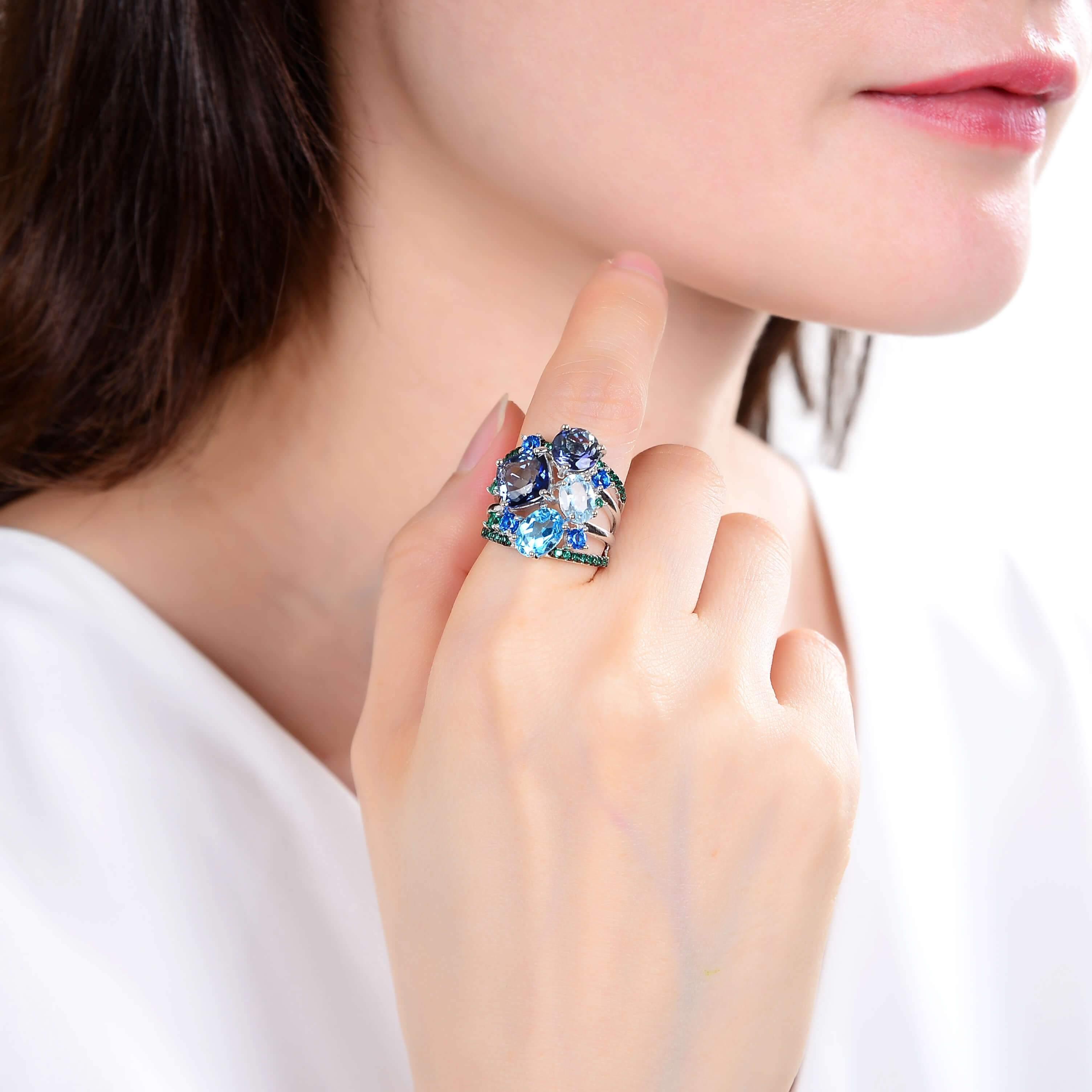 Classic Sterling Silver Mystic Quartz and Blue Topaz Ring.
$ 50 - 100, Blue Topaz, Cushion, Round, Oval, Blue, Iolite, 925 Sterling Silver, Cocktail